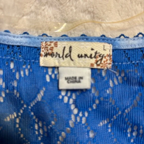 World Unity Top Large Blue White Tie-Dye Tunic Top Lace Trim & Detail Boho - Picture 10 of 15